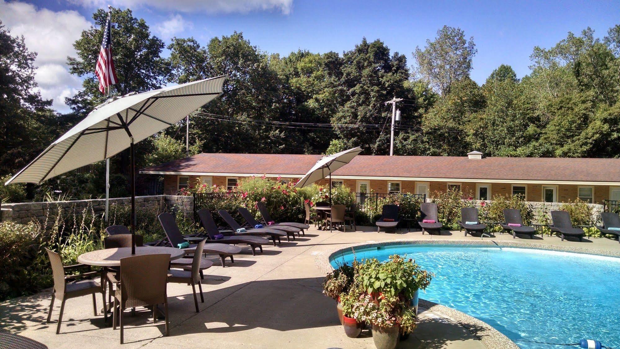 The Saugatuck Retro Resort Dış mekan fotoğraf