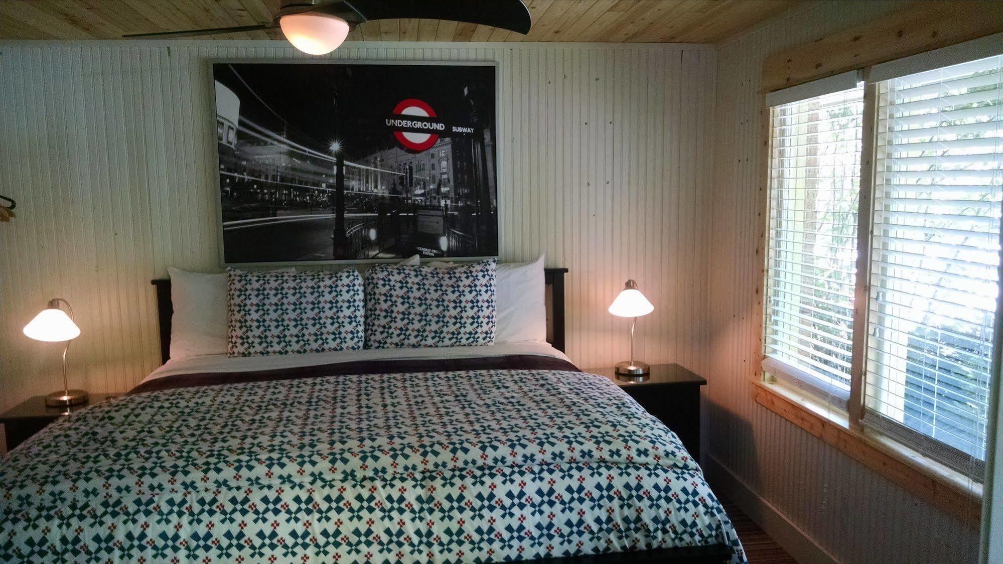 The Saugatuck Retro Resort Dış mekan fotoğraf